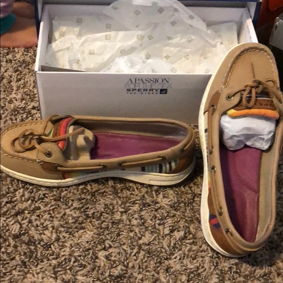 Sperry’s - Picture 3 of 3